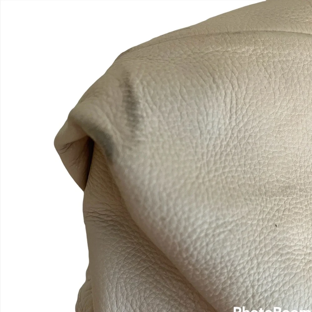 MICHAEL Michael Kors Cream Pebbled Leather Hobo Style Bag